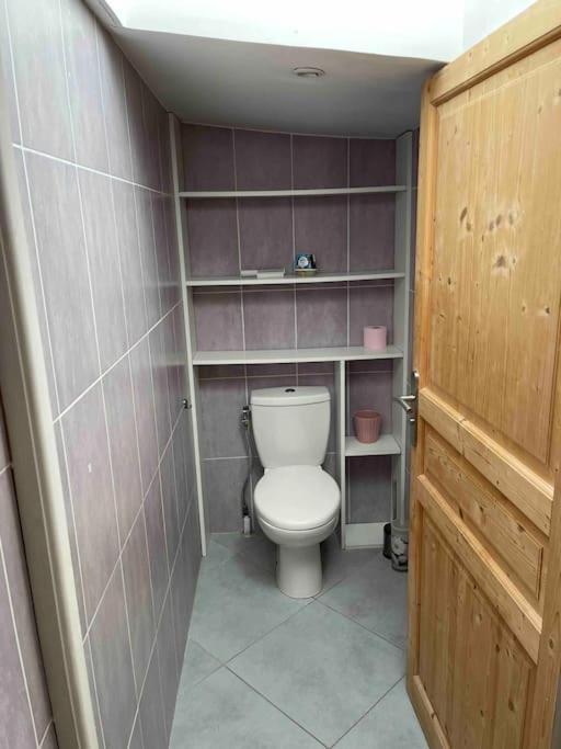 Vakantiehuis Climatisee Piscine 3 A 800m *
