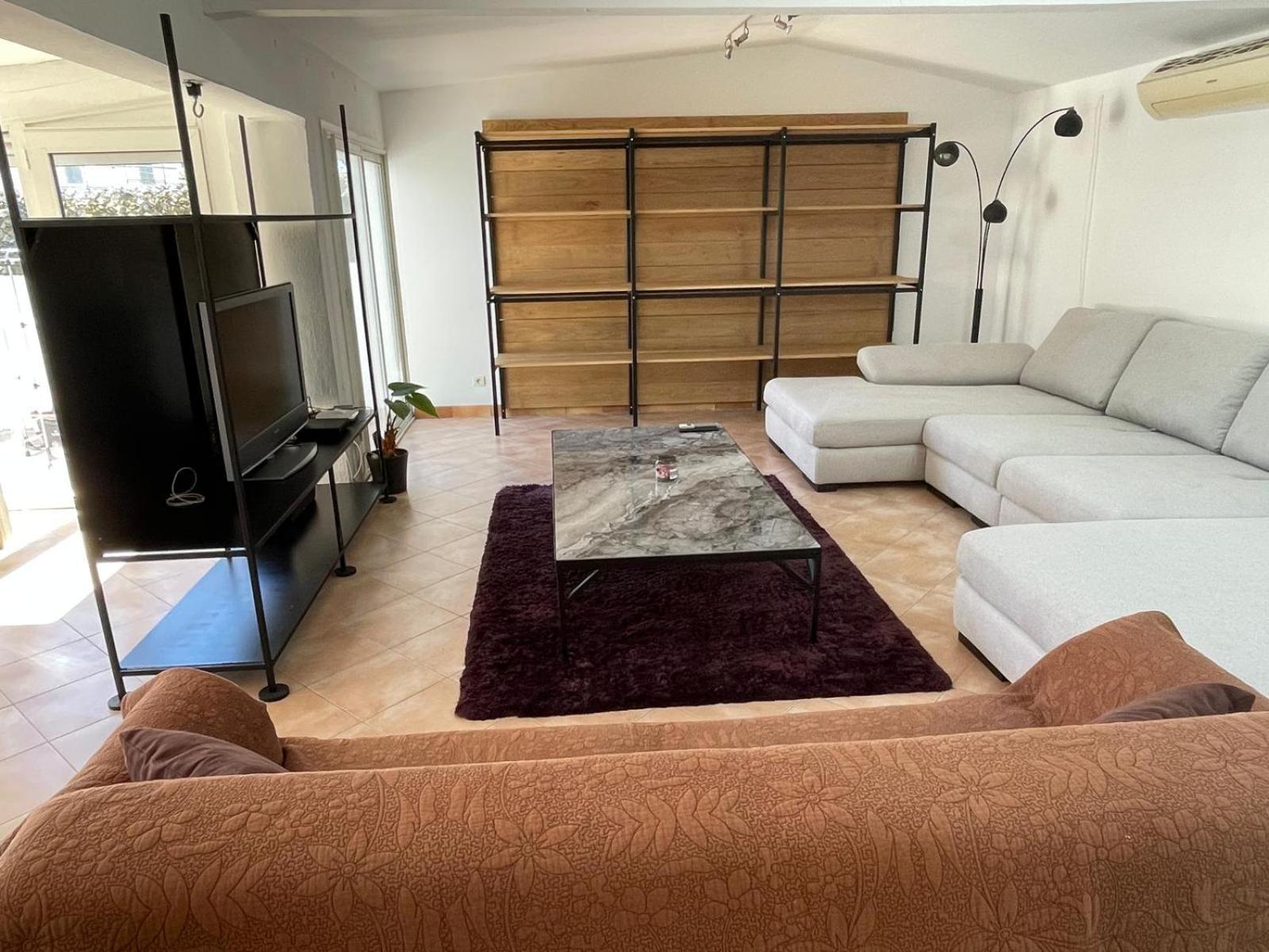 Vakantiehuis Climatisee Piscine 3 A 800m
